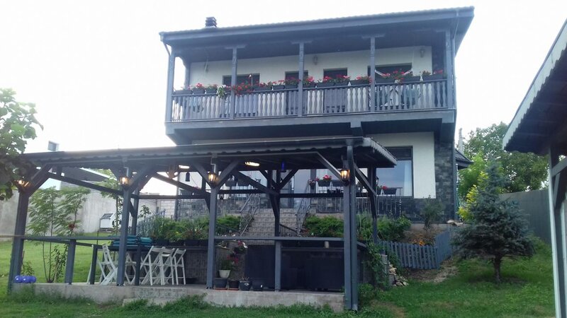 Branesti  Vila cu deschidere la lac -  constructie 2016 - mobilata si utilata