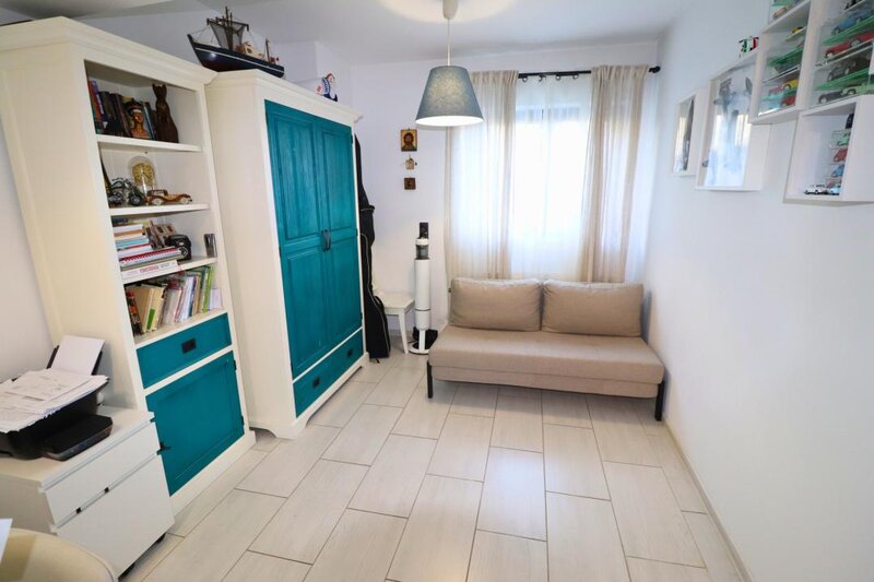 Branesti  Vila cu deschidere la lac -  constructie 2016 - mobilata si utilata