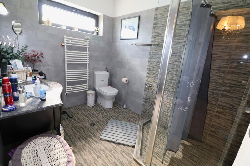 Branesti  Vila cu deschidere la lac -  constructie 2016 - mobilata si utilata