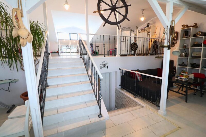 Branesti  Vila cu deschidere la lac -  constructie 2016 - mobilata si utilata